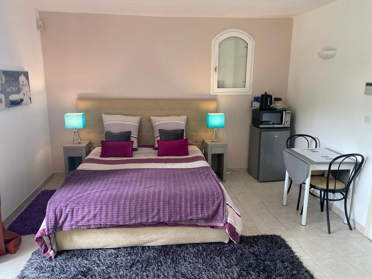 Chambre Spacieuse Independante Dans Villa Plus Parking Privee Ле-Канне Екстер'єр фото